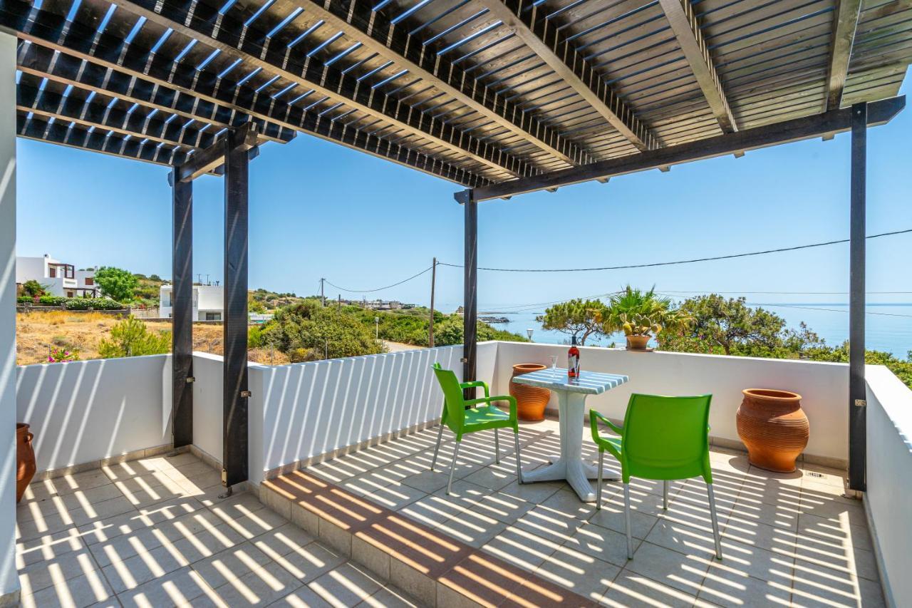Smaragdi Beachfront Villa Asklipiion